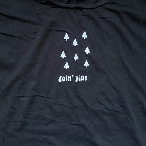 ‘Doing Pine’ Black Graphic Tee - Picture 4 of 6